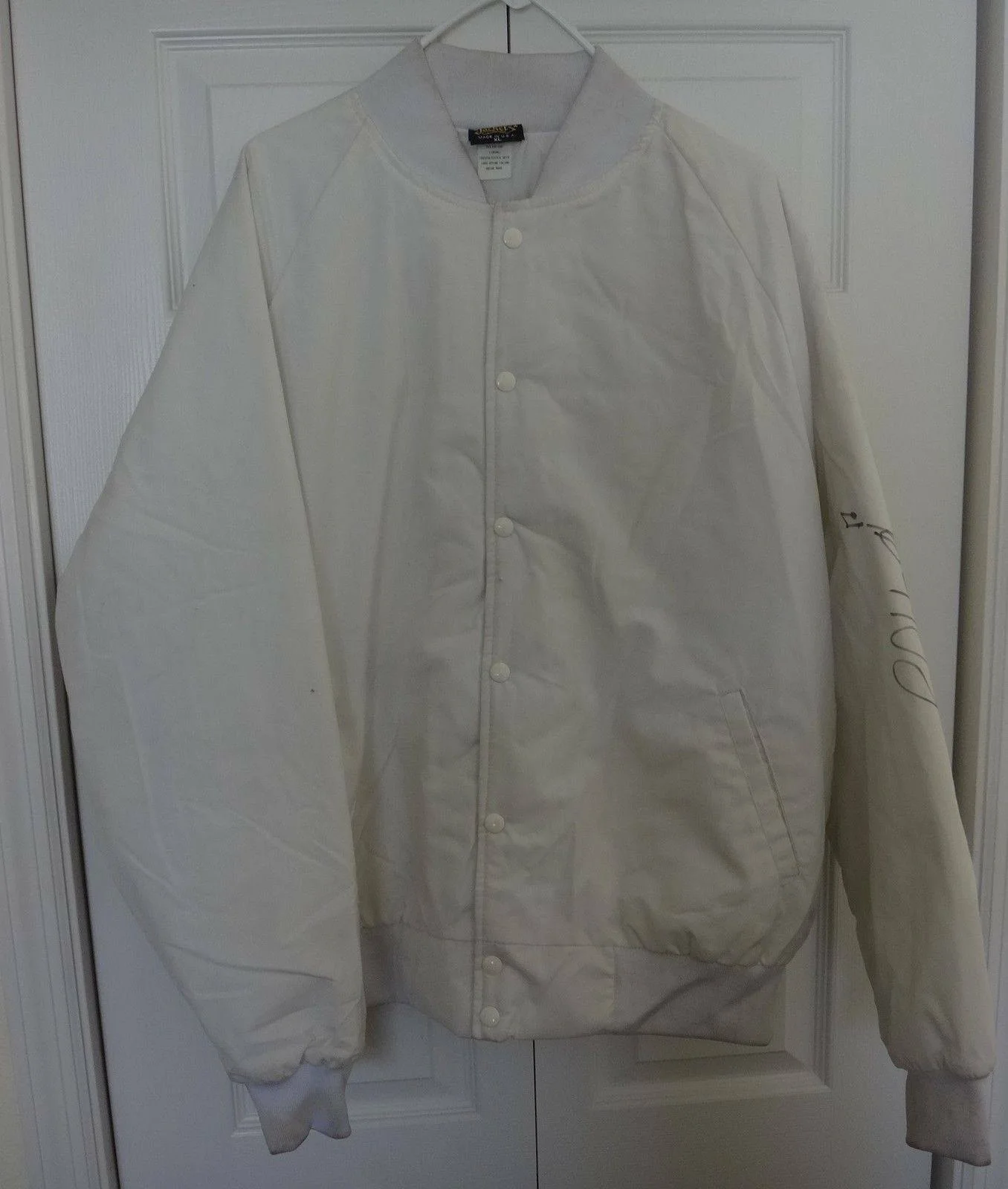 KC Guitars & Cadillac Jacket Signed Waylon Jennings, Merle Haggard, Buddy Guy+, image 3