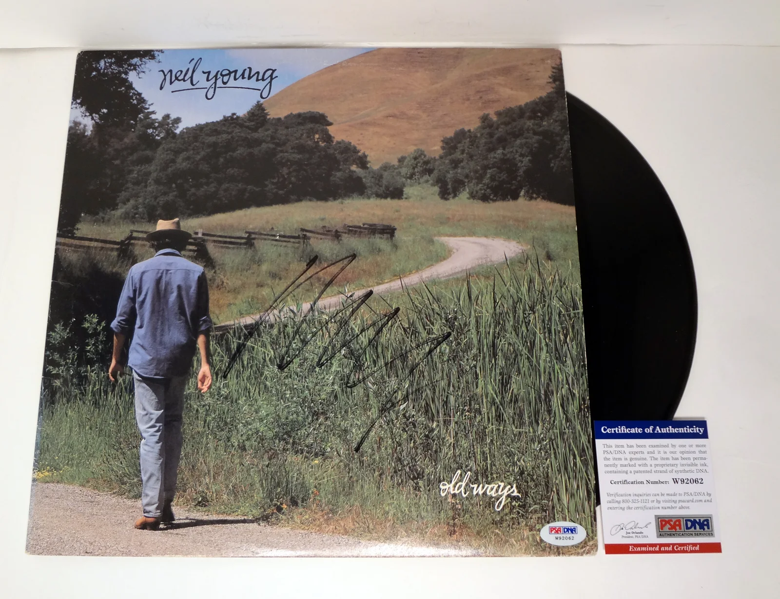 Neil Young — Neil Young CSNY Signed Autograph Old Ways Vinyl Record Album PSA/DNA COA