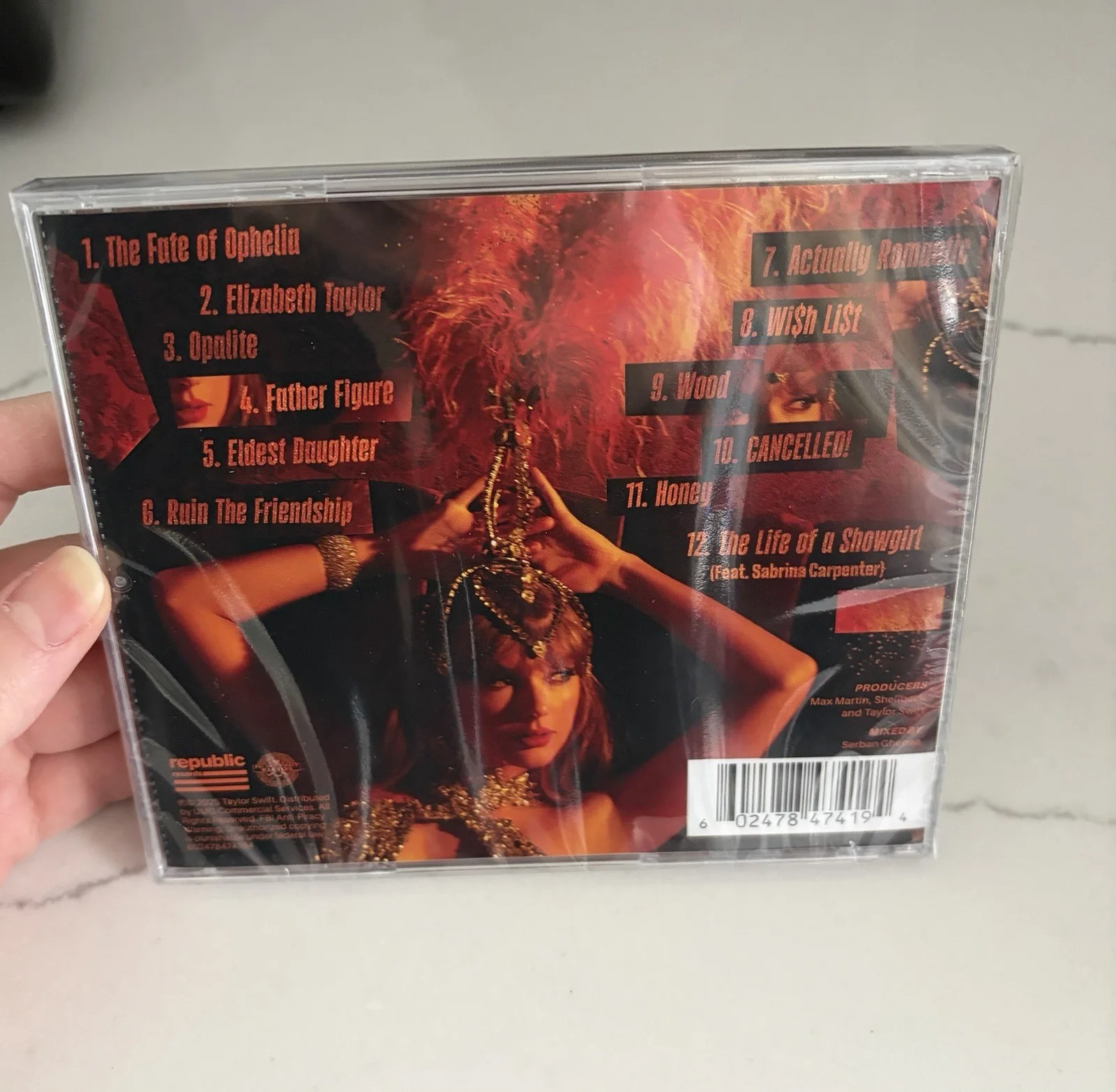 Taylor Swift Life Of A Showgirl Hand Signed CD IN HAND SEALED, изображение 3
