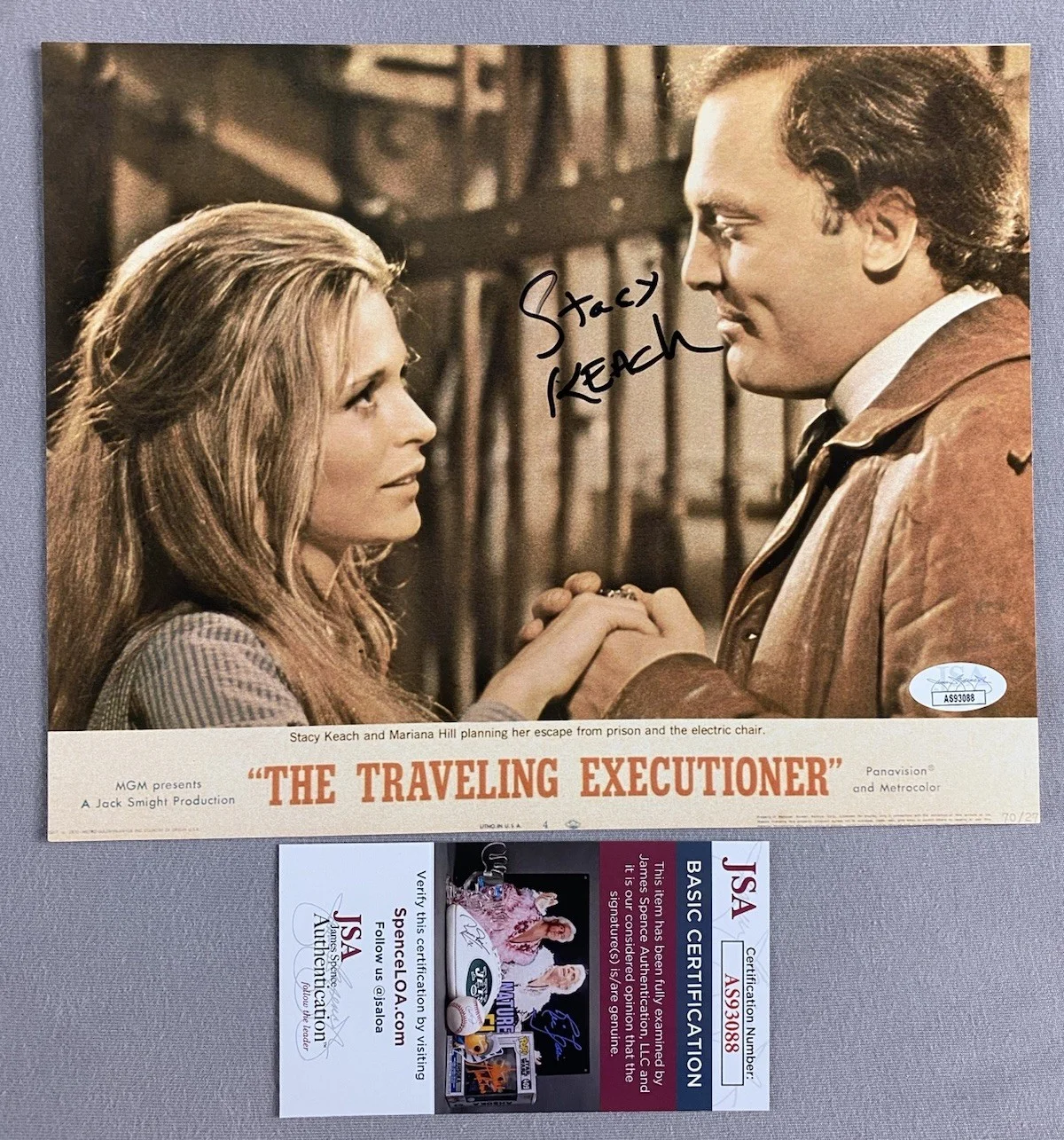Stacy Keach — 1970 THE TRAVELING EXECUTIONER STACY KEACH AUTOGRAPH 8x10 FILM PHOTO JSA AS93088