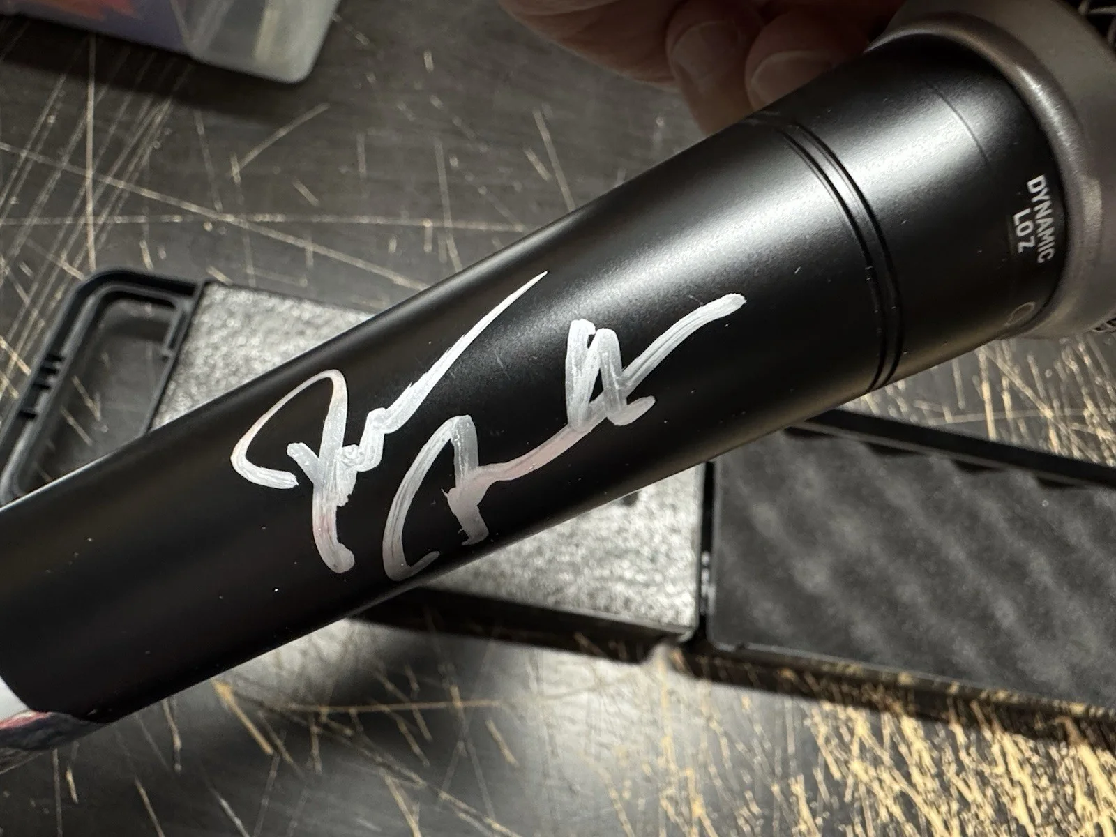Darius Rucker Hand Signed Microphone OC Celebrity COA Hootie And The Blowfish, изображение 4