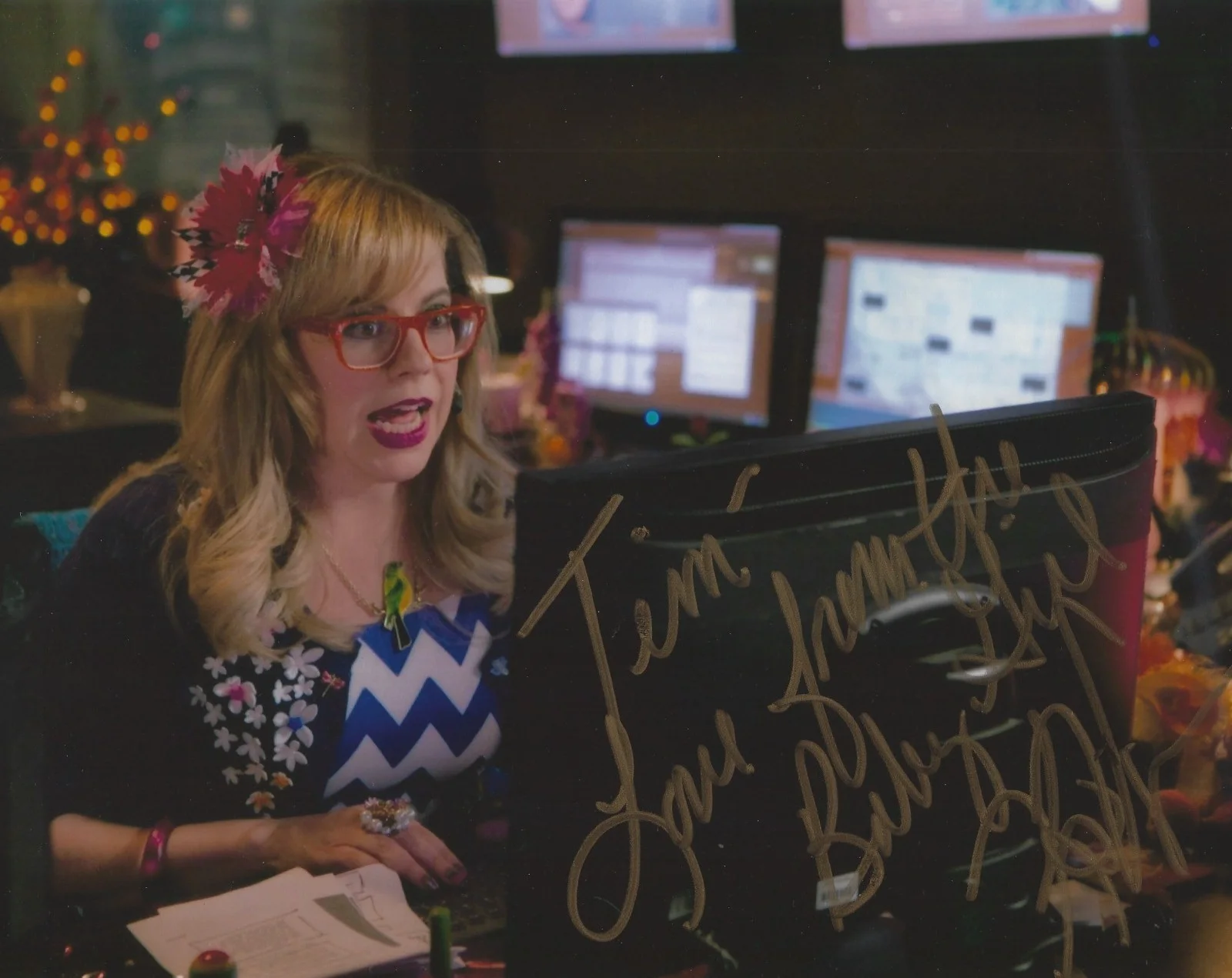Kirsten Vangsness — Kirsten Vangsness Autographed Signed 8x10 Photo - Criminal Minds - w/COA