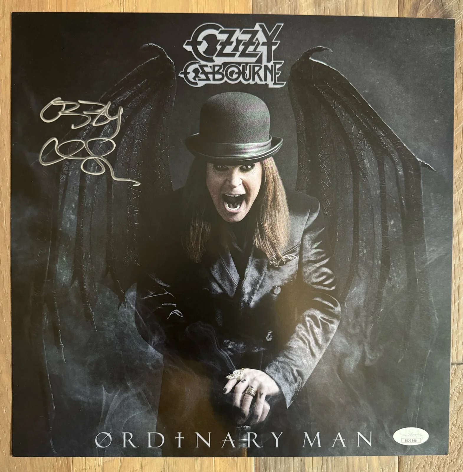 OZZY OSBOURNE Ordinary Man Vinyl Signed Flat Autographed JSA Notorized COA, image 3