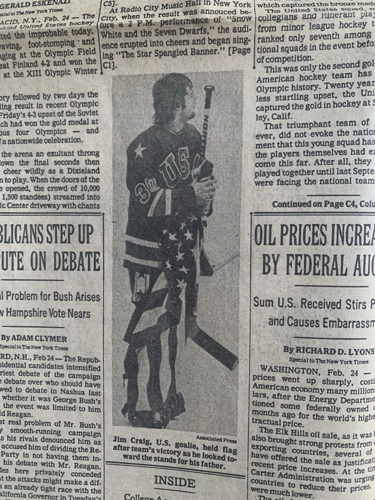 MIKE ERUZIONE HAND SIGNED 14x22 ORIGINAL NEW YORK TIMES FRONT PAGE 1980 JSA, image 4