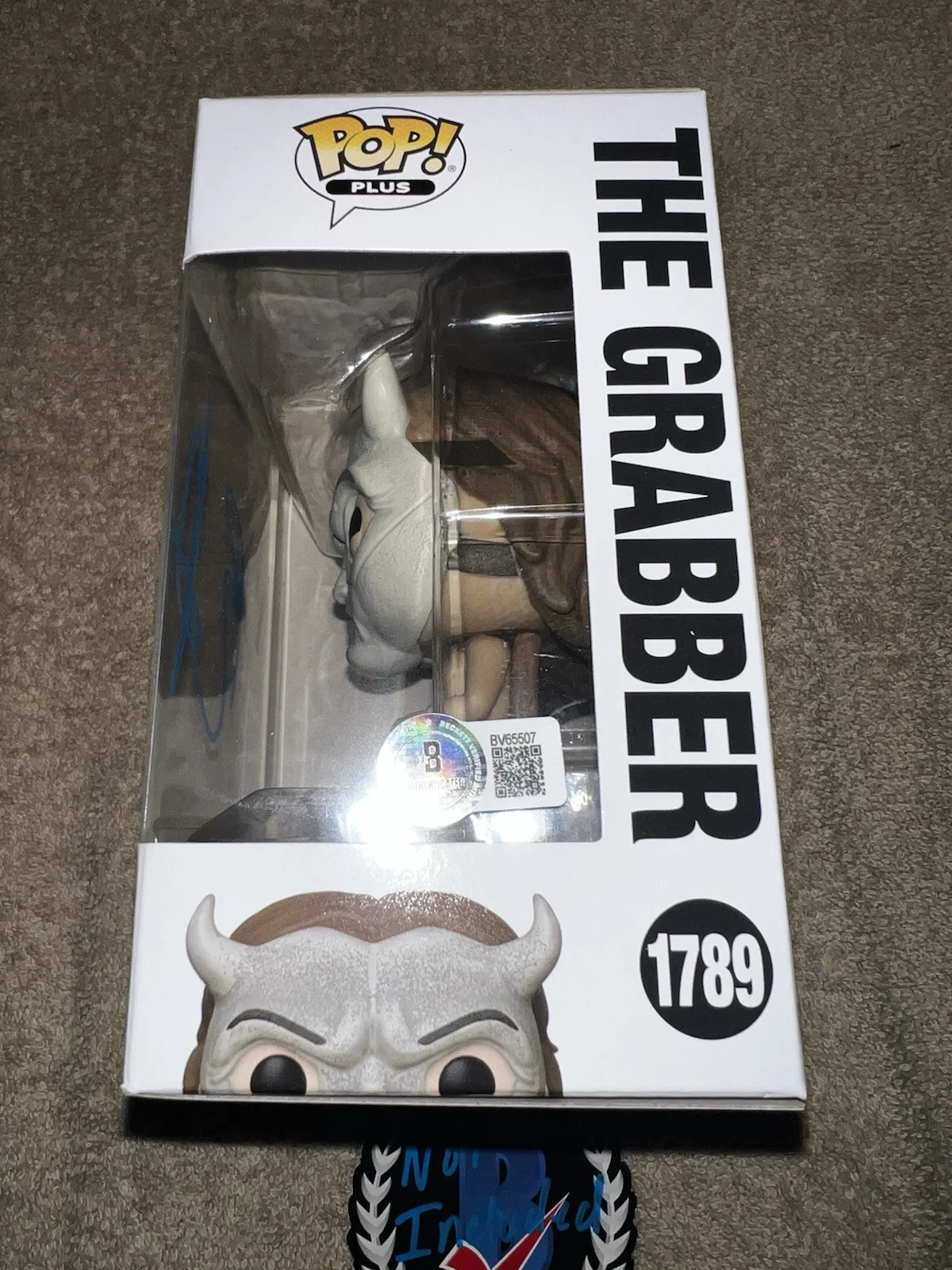 Ethan Hawke Signed Official The Grabber Funko Pop Figure Black Phone Beckett, изображение 2