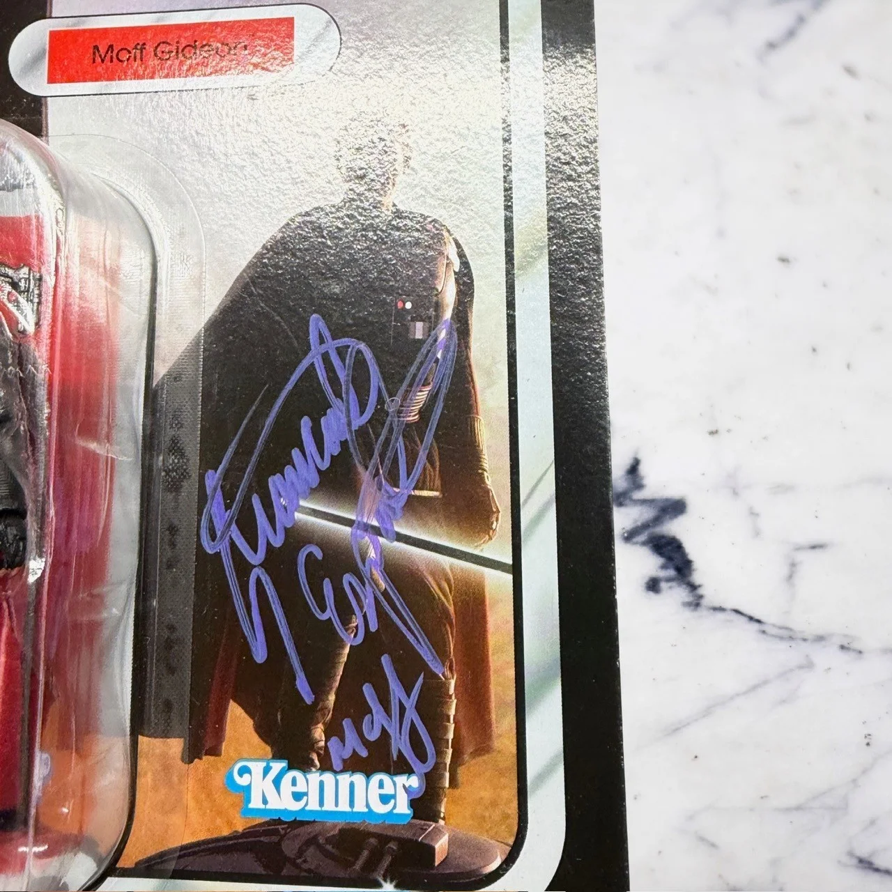 Giancarlo Esposito — THE MANDALORIAN MOFF GIDEON GIANCARLO ESPOSITO SIGNED ACTION FIGURE BECKETT COA, image 2