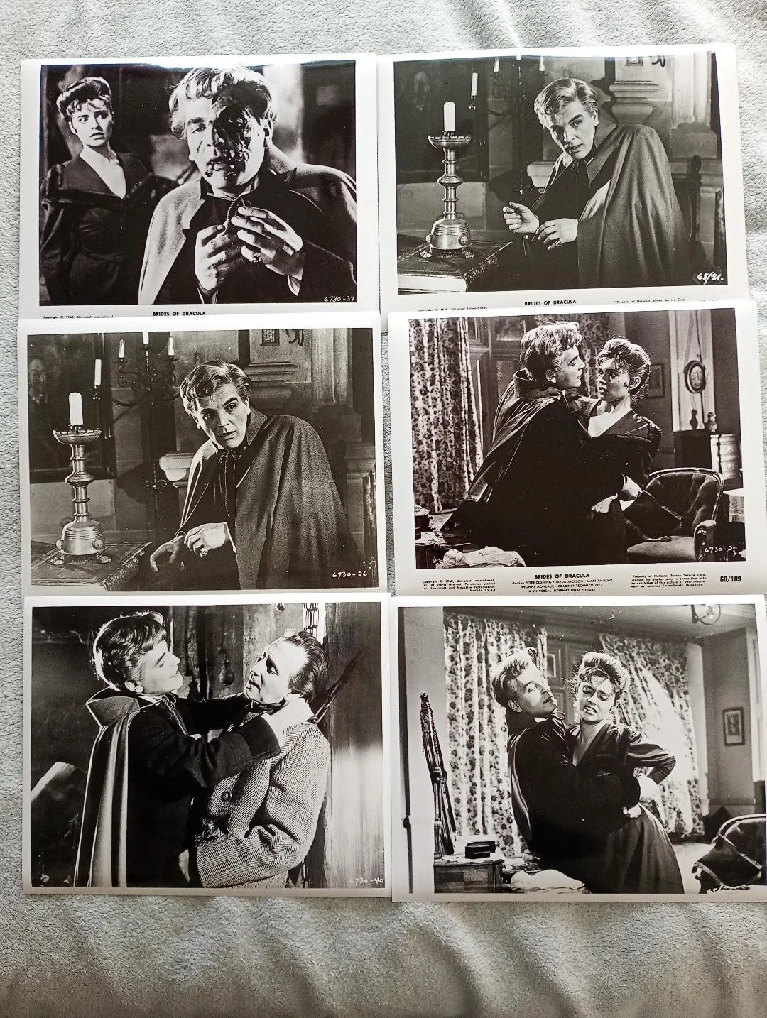 BRIDES OF DRACULA ( david peel ) 18 x stills, image 3