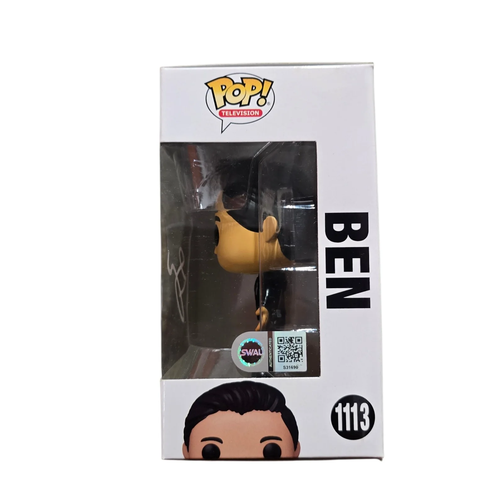 Justin Min — Justin Min Signed Ben Funko 1113 The Umbrella Academy SWAU Authenticated RARE, изображение 2