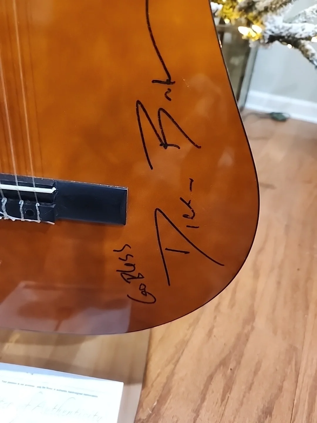 Dirks Bentley Autographed Full Size Guitar With COA, *SEE COMMENTS*, image 5