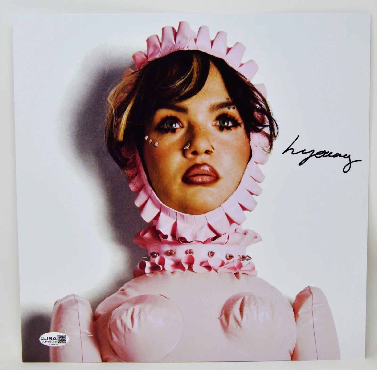 LOLA YOUNG Signed LP "I'M ONLY FU**ING MYSELF" JSA #CI92401, image 2