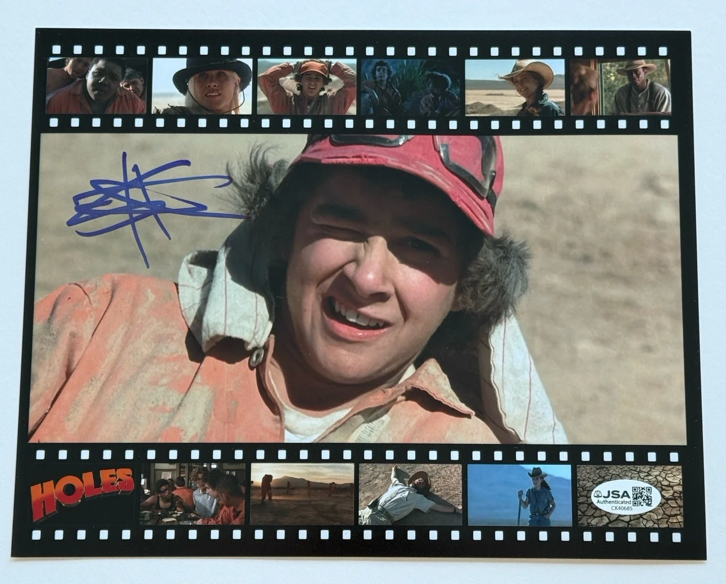 Shia LaBeouf — Shia LaBeouf SIGNED Holes 8x10 photo EXACT PROOF Transformers Disturbia JSA A