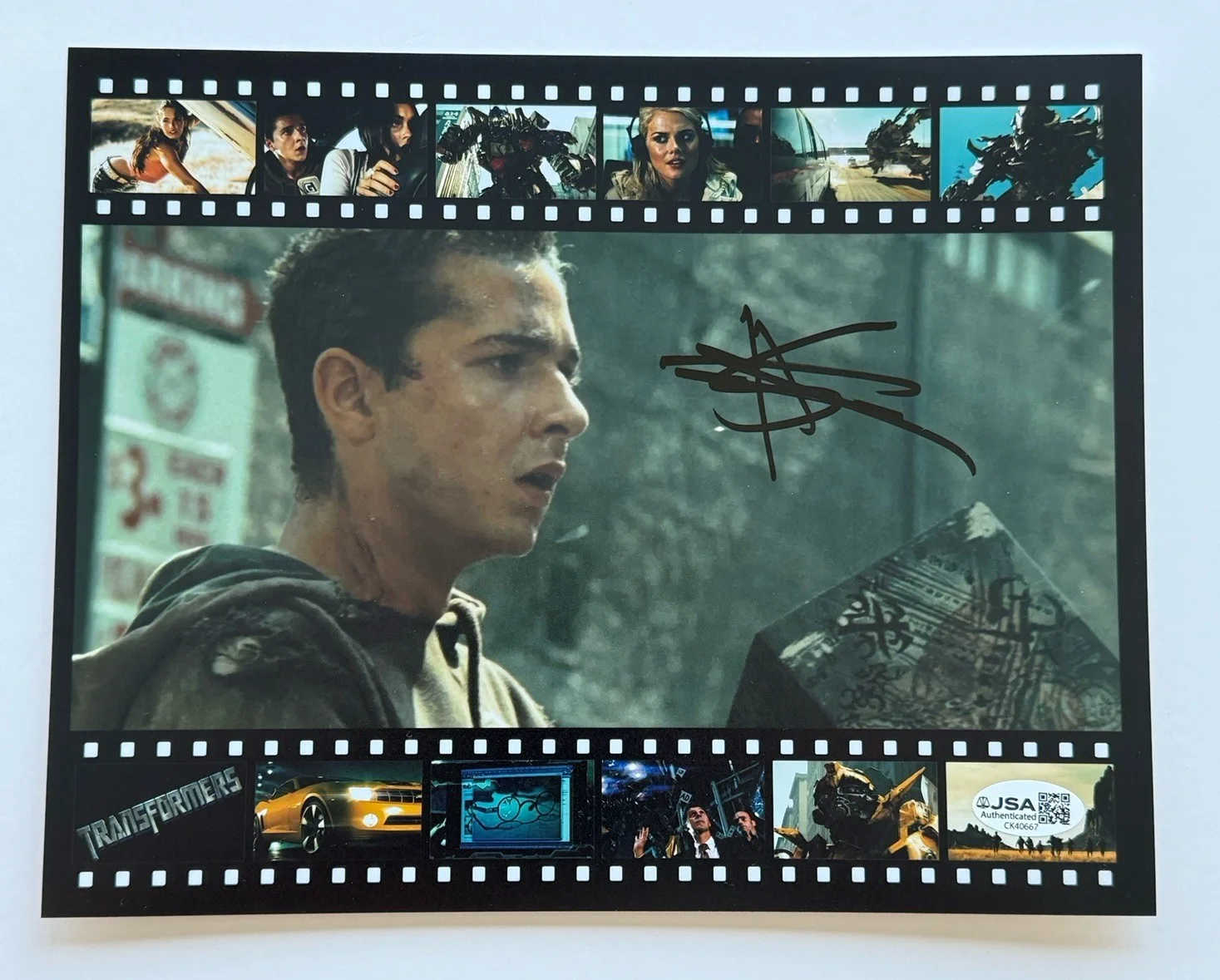 Shia LaBeouf — Shia LaBeouf SIGNED Transformers 8x10 photo EXACT PROOF Holes Disturbia C
