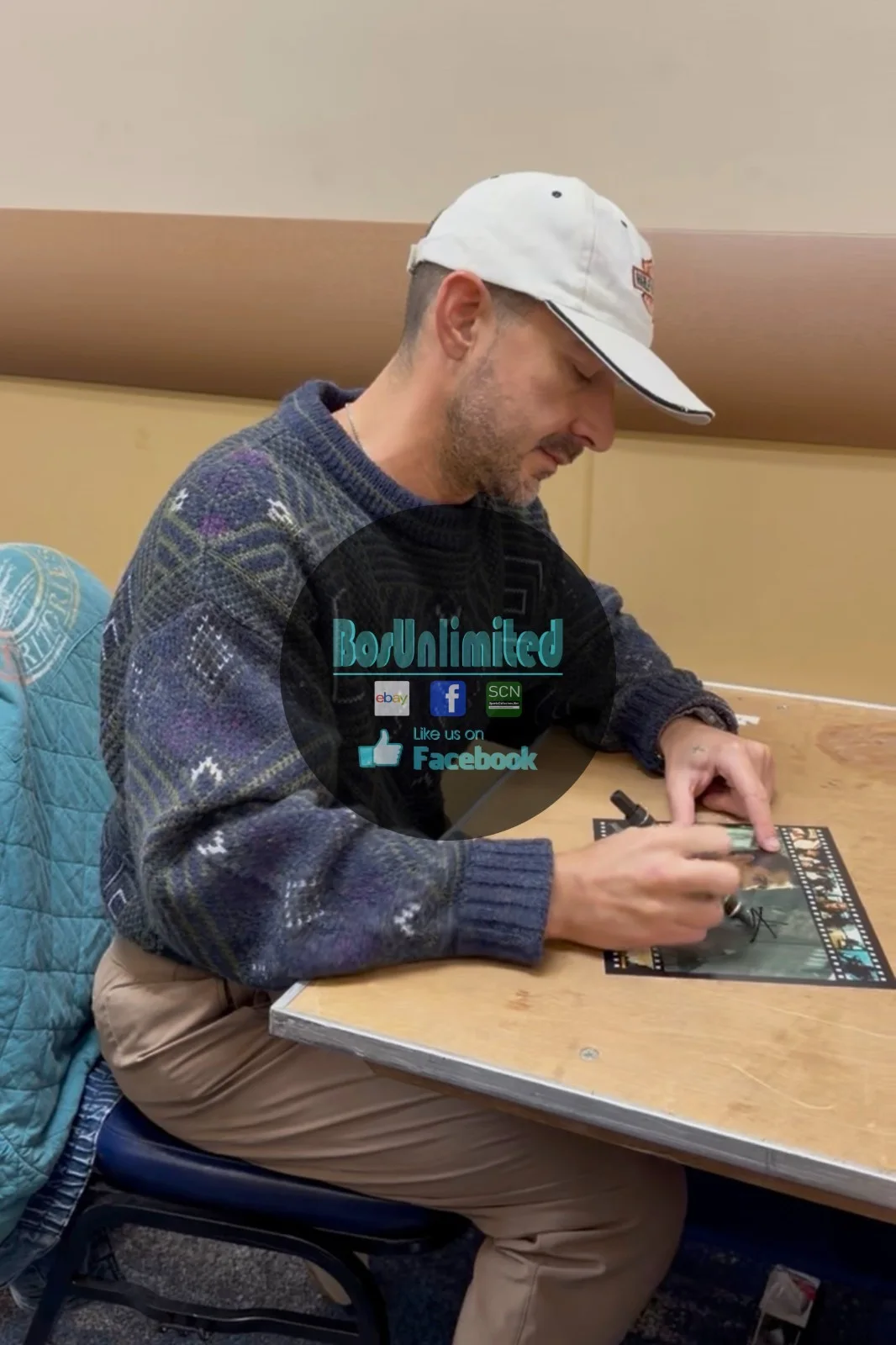 Shia LaBeouf — Shia LaBeouf SIGNED Transformers 8x10 photo EXACT PROOF Holes Disturbia C, image 3