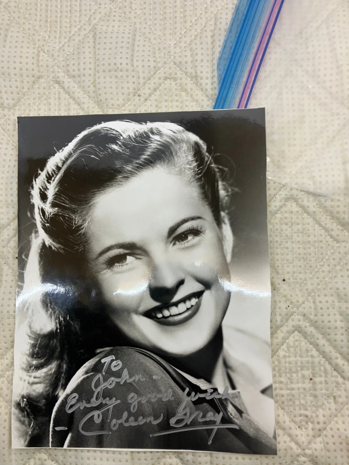 Coleen Gray — Coleen Gray - Original Autograph Photo - Authentic Hand Signed 8x10, image 3