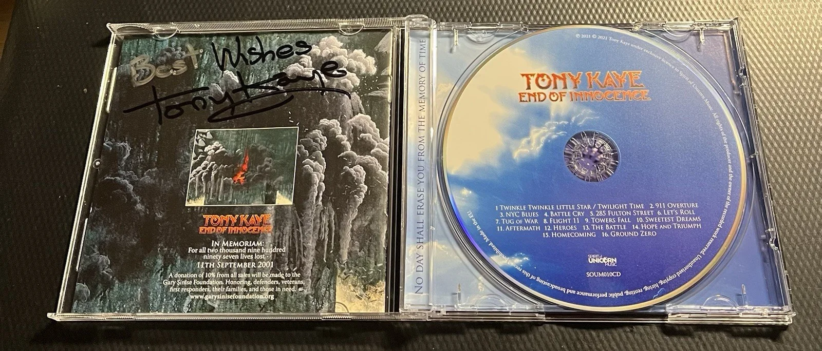 Tony Kaye End of Innocence Signed CD w/ CD, Booklet & Case Nice Condition w/ COA, image 3
