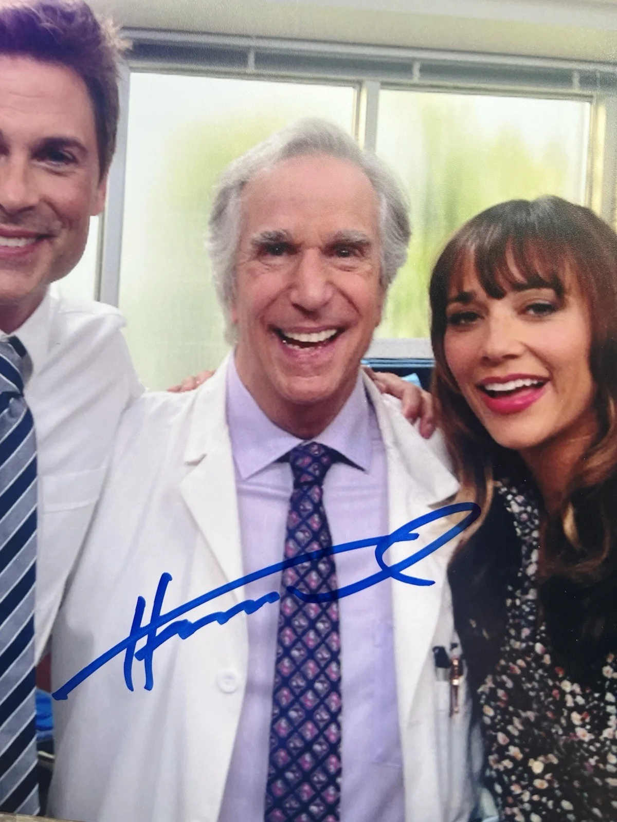 Henry Winkler — Henry Winkler Signed 8x10 Photo JSA COA Park and Recreation Fonzie Rec, изображение 4