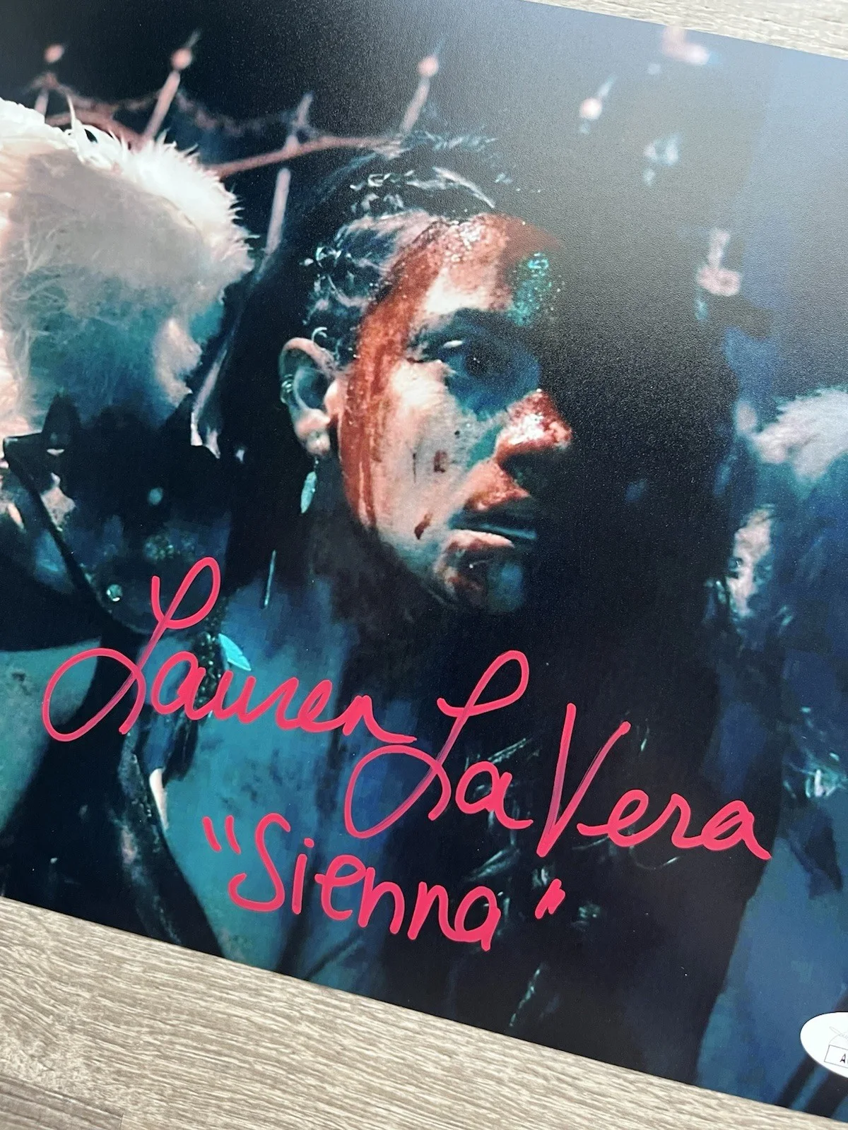 Lauren LaVera — Lauren LaVera Signed Terrifier 2 8x10 Photo JSA COA Sienna Art The Clown Horror, изображение 4