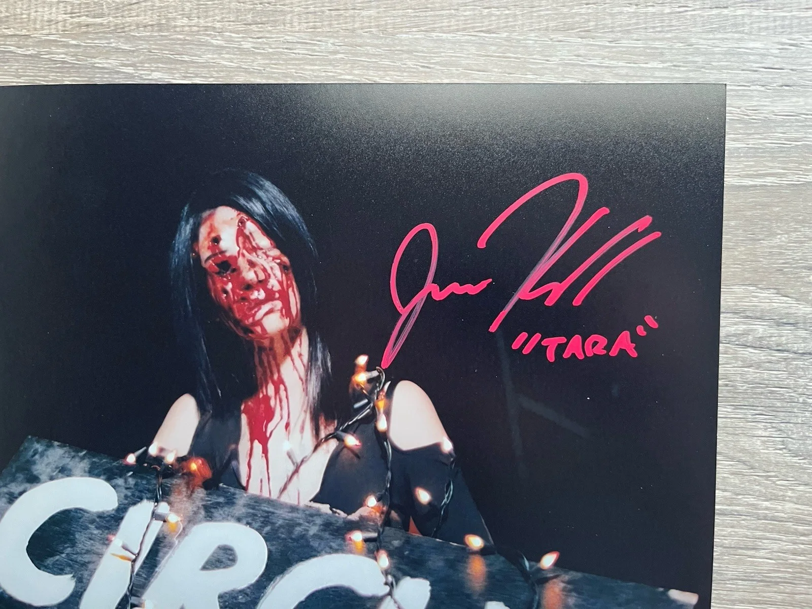 Jenna Kanell — Jenna Kanell Signed Terrifier 8x10 Photo JSA COA Tara Heyes Art The Clown, изображение 3