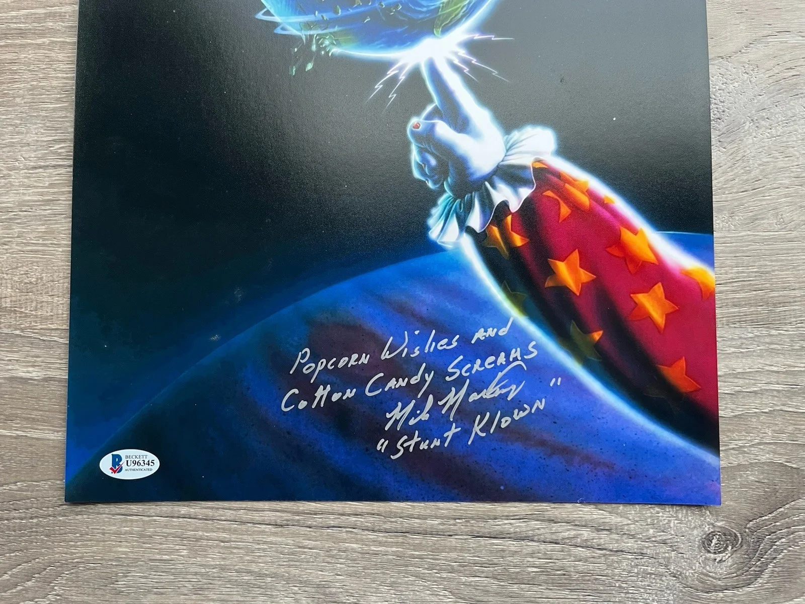 Mike Martinez — Mike Martinez Signed Killer Klowns From Outer Space 11x14 Photo Beckett COA, image 3