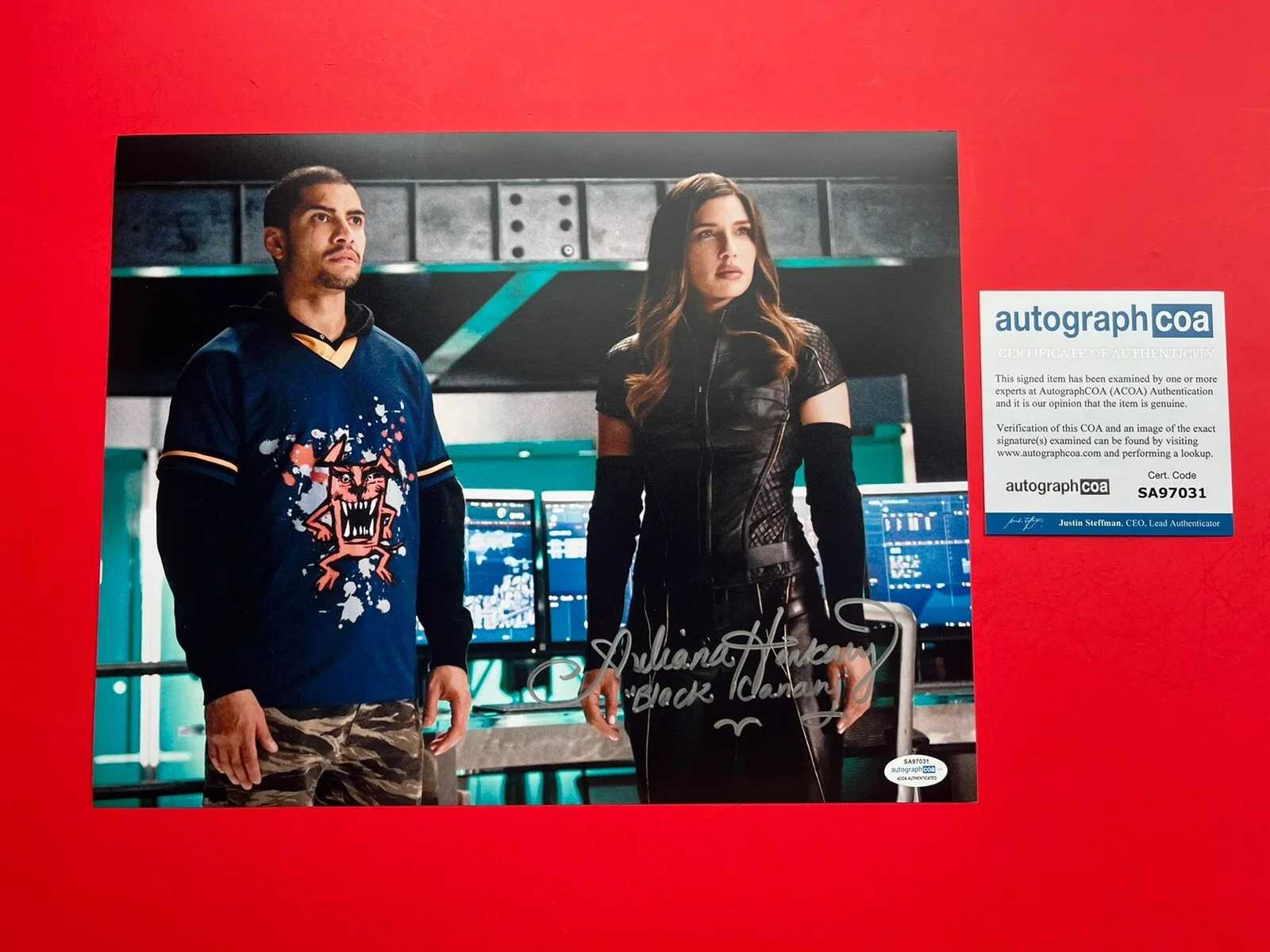 Juliana Harkavy — Juliana Harkavy Signed Black Canary 11x14 Photo ACOA Arrow DC Dinah Drake