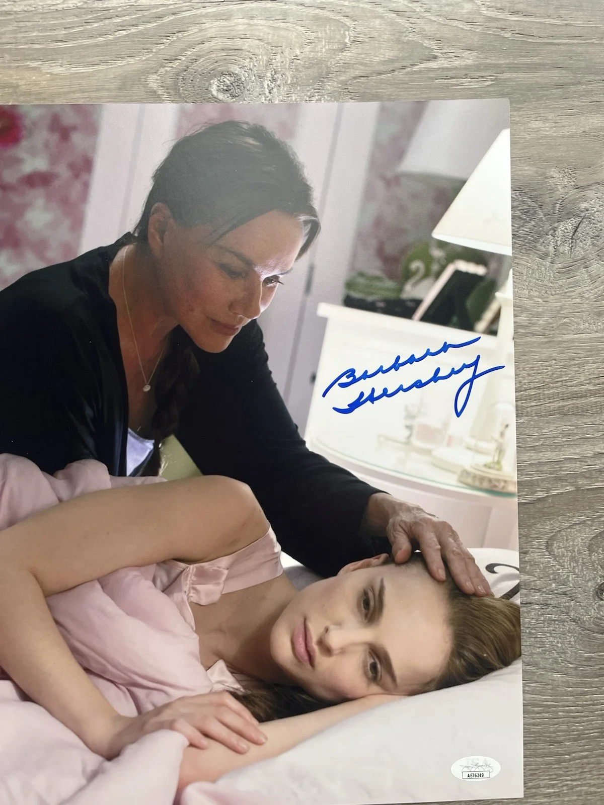 Barbara Hershey — Barbara Hershey Signed Black Swan 11x14 Movie Photo JSA COA, изображение 5
