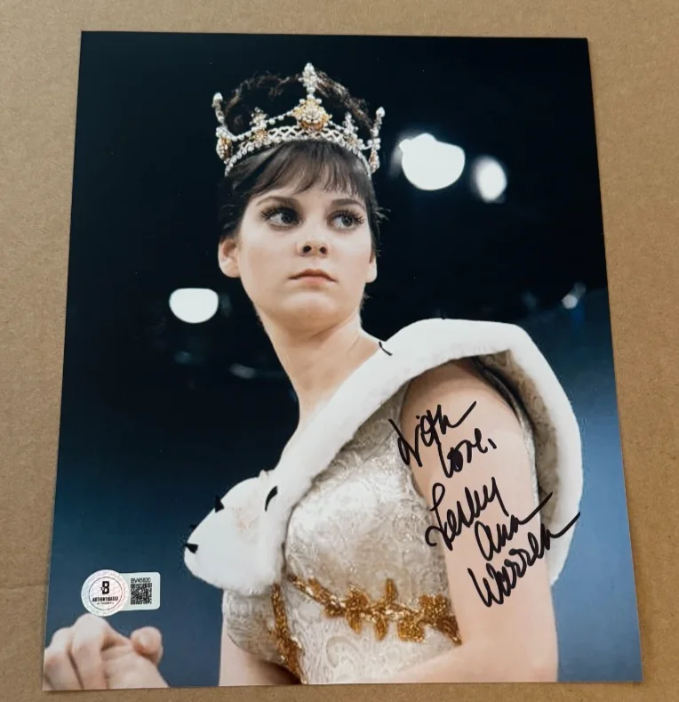 LESLEY ANN WARREN — LESLEY ANN WARREN SIGNED CINDERELLA 8X10 PHOTO BECKETT COA AUTHENTIC #4