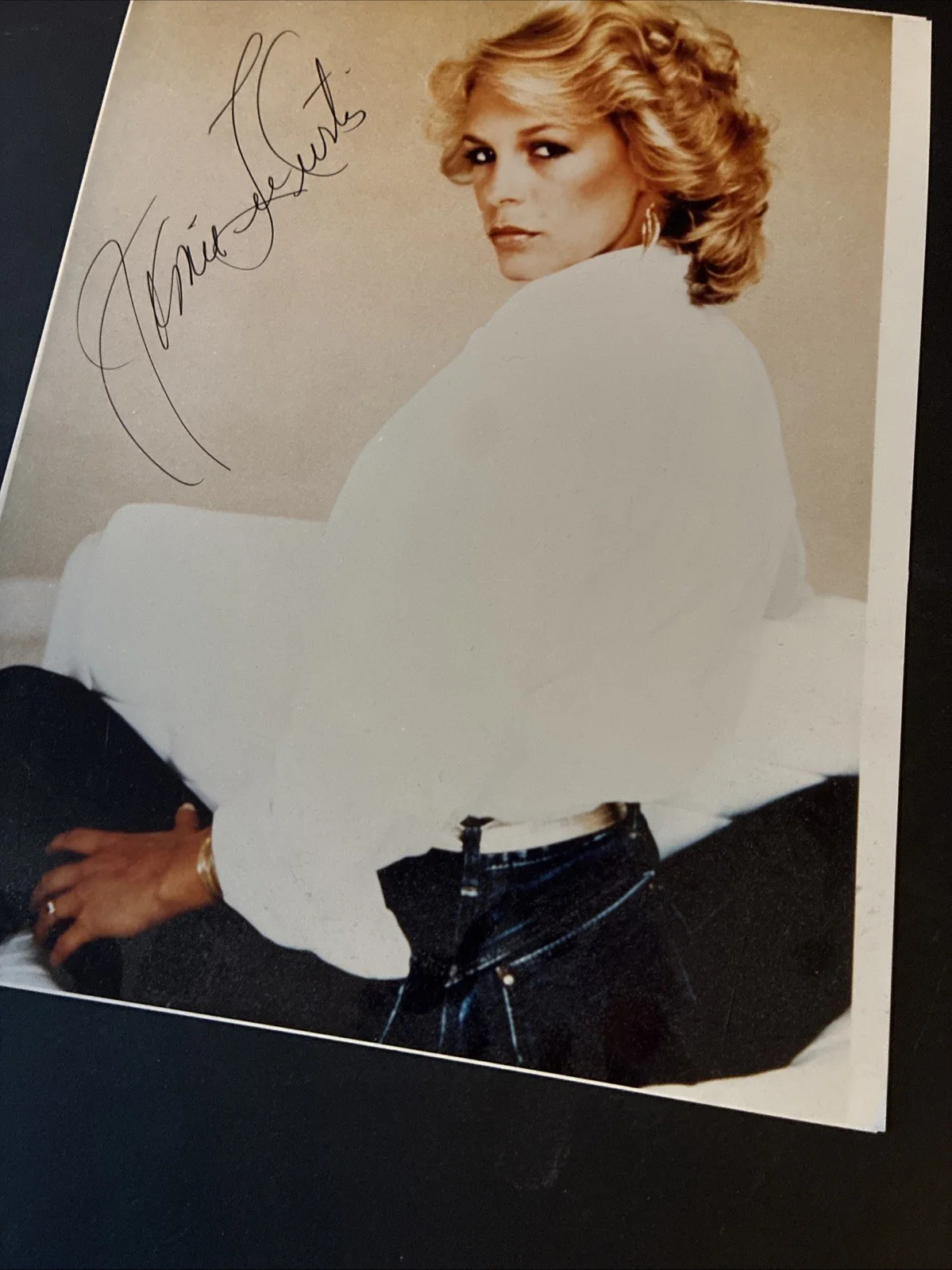 Jamie Lee Curtis Hand Signed 8x10 Vintage Photo in color, image 5