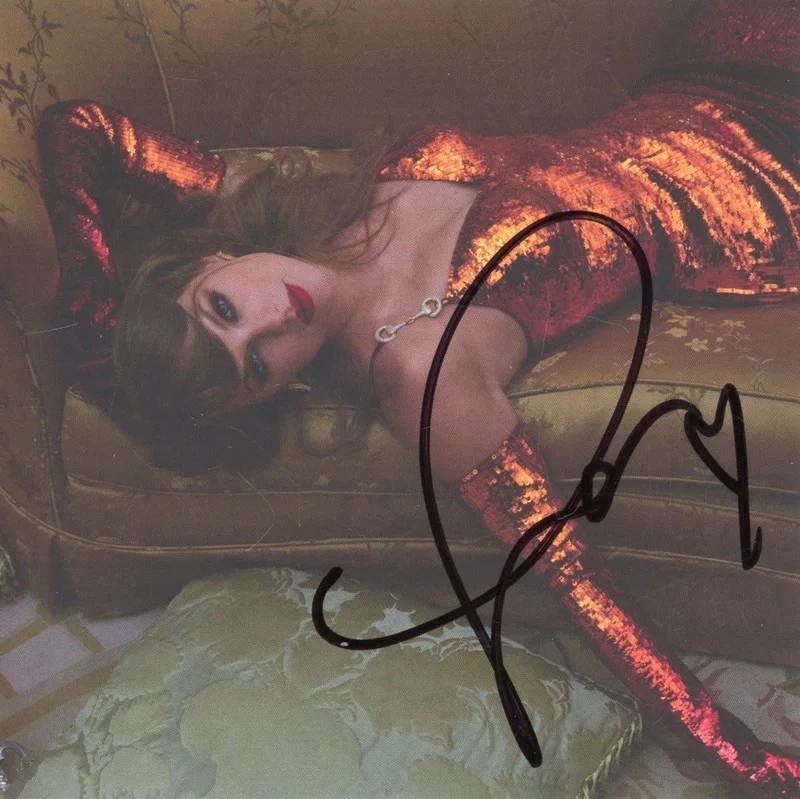 TAYLOR SWIFT SIGNED THE LIFE OF A SHOWGIRL FRAMED & MATTED CD C & AUTOGRAPH COA, изображение 2