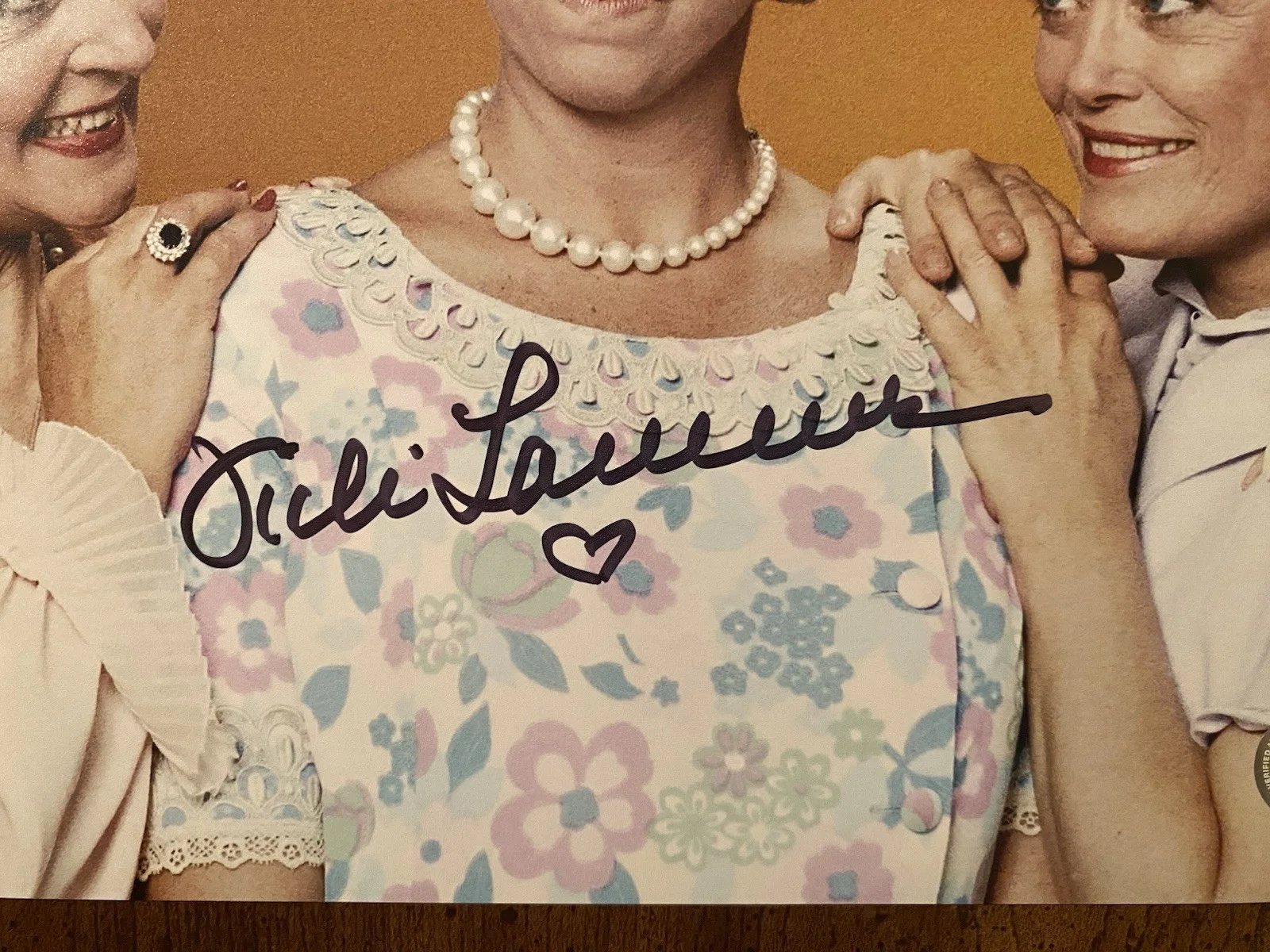 Vicki Lawrence — Vicki Lawrence Signed Autographed Photo Mamas Family Golden Girls Beckett BAS, изображение 2