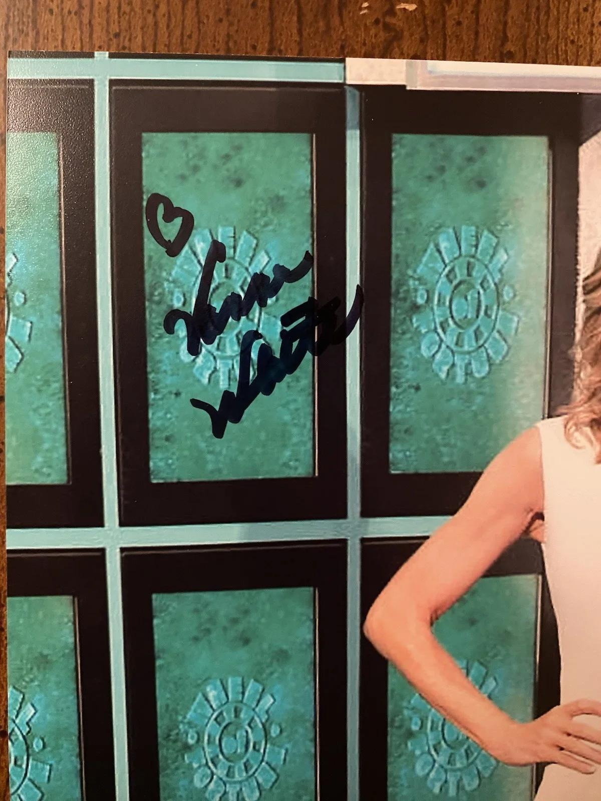 Vanna White — Vanna White Signed Autographed 8x10 Photo Wheel Of Fortune Beckett BAS, изображение 2