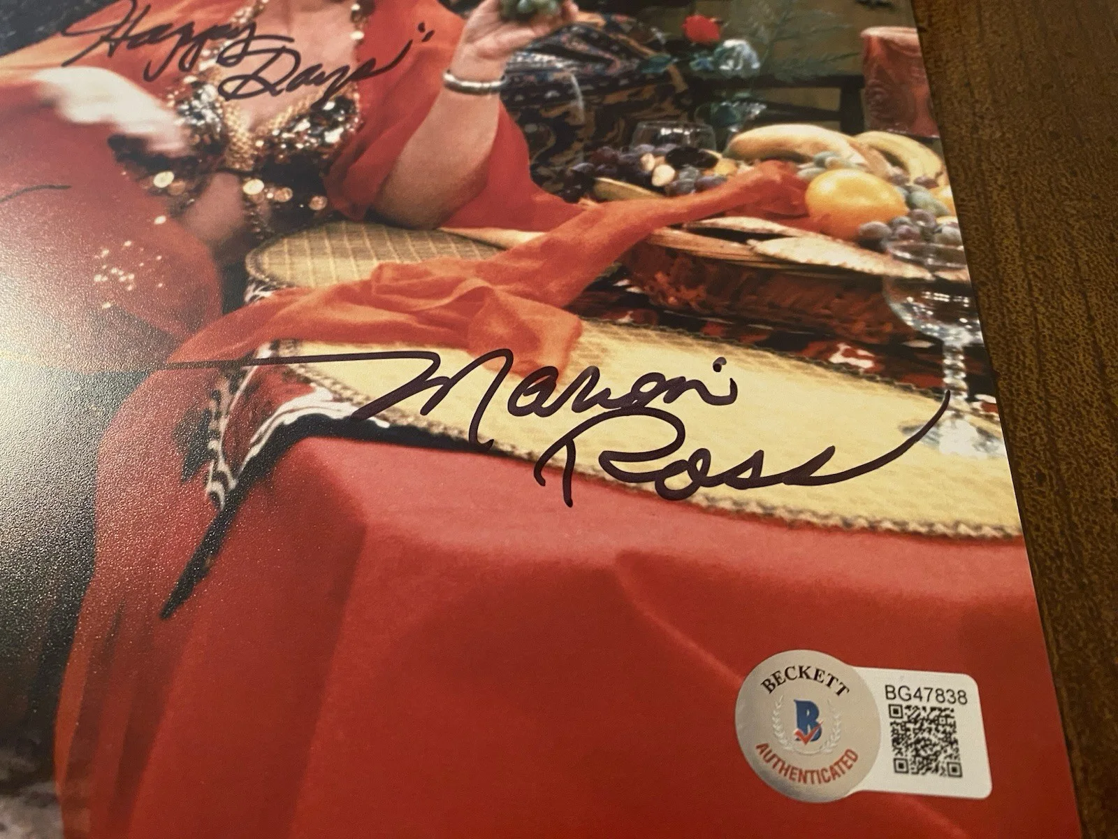Marion Ross — Marion Ross Signed Autographed Photo With COA Happy Days Costume Beckett BAS, image 3