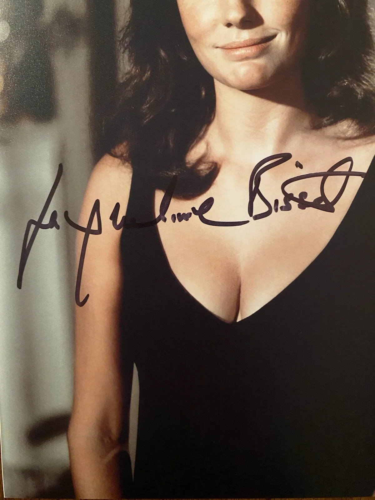 Jacqueline Bisset — Jacqueline Bisset Signed Autographed Photo Beckett BAS Bullitt The Deep Airport, image 2
