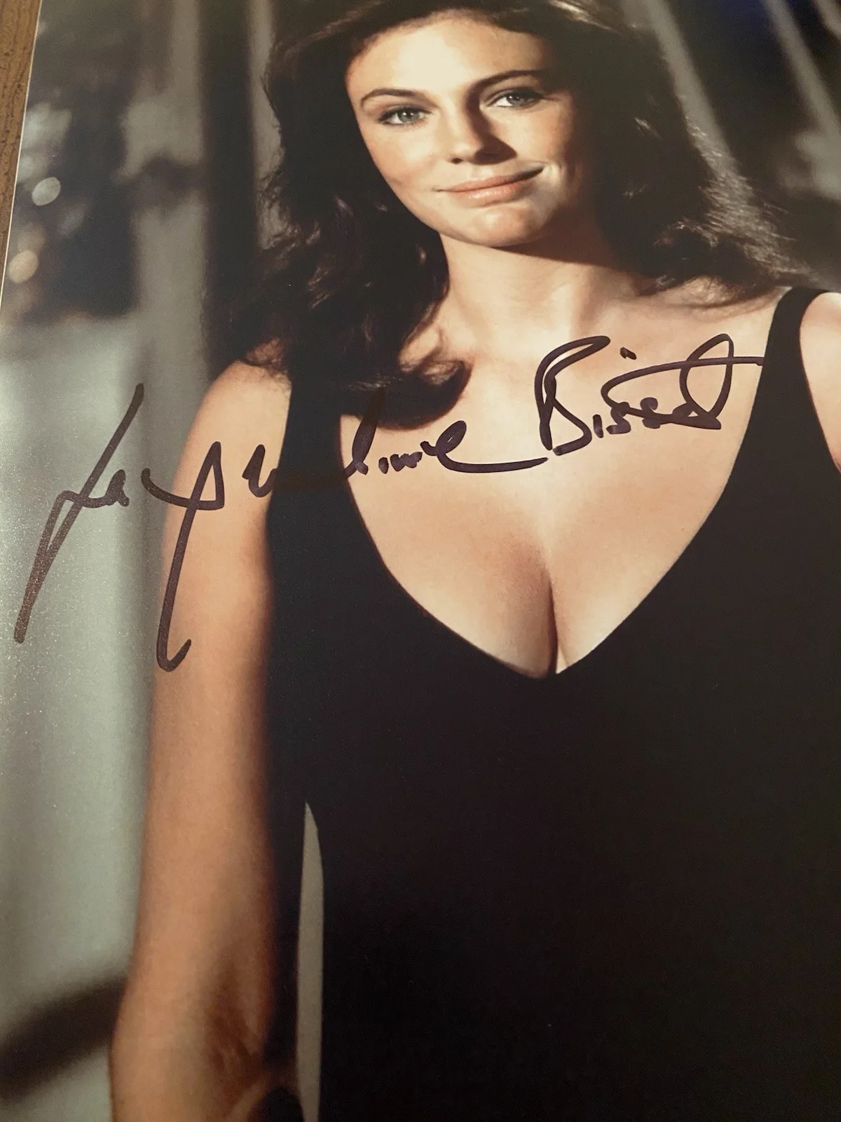 Jacqueline Bisset — Jacqueline Bisset Signed Autographed Photo Beckett BAS Bullitt The Deep Airport, image 3