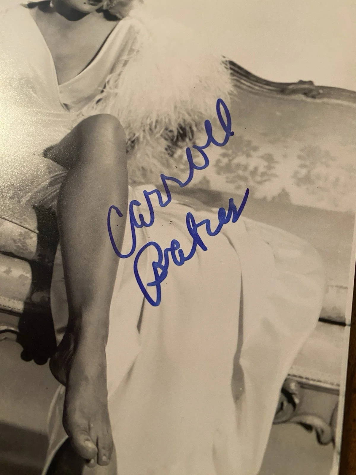 Carroll Baker — Carroll Baker Signed Autographed Photo Harlow Baby Doll Carpetbaggers Beckett, изображение 3