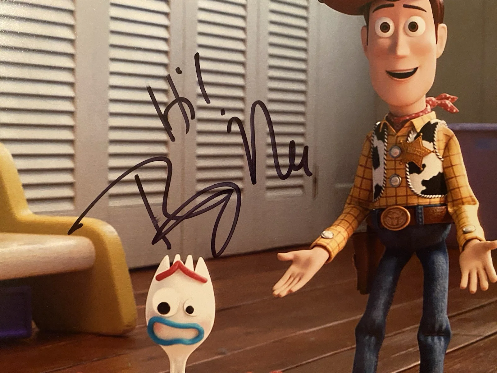 Tony Hale — Tony Hale Signed Autographed Photo Forky Toy Story 4 Beckett BAS, изображение 2