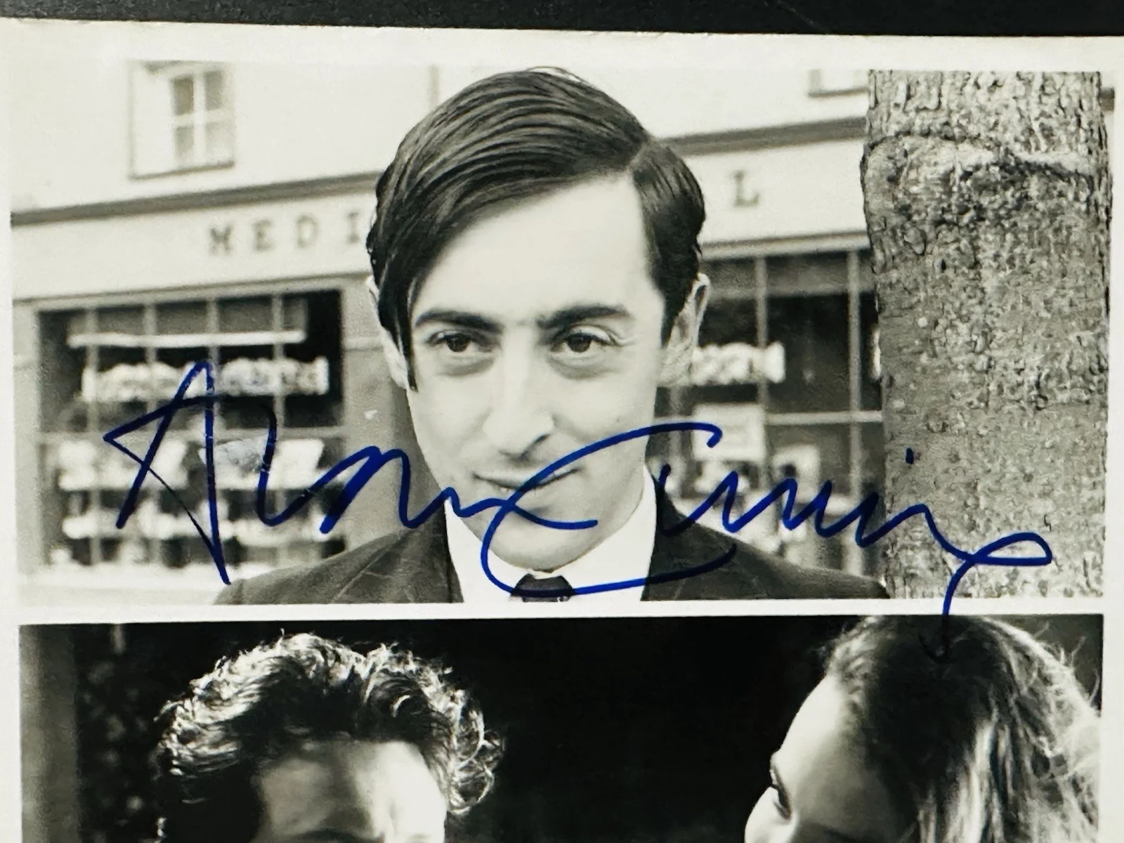 Alan Cumming — Alan Cumming signed Circle Of Friends 8x10 photo., изображение 2