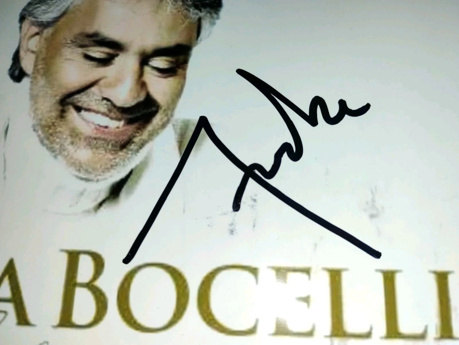 ANDREA BOCELLI OPERA ICON SIGNED FELIZ NAVIDAD BOCELLI MERRY XMAS 8X10 PHOTO, изображение 2