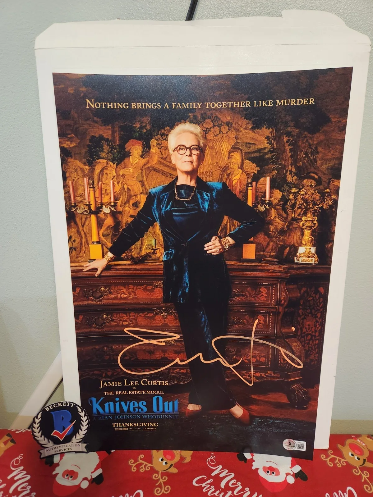 jamie lee curtis — Jamie Lee Curtis Signed Autographed Knives Out 11x17 Photo Poster BAS COA