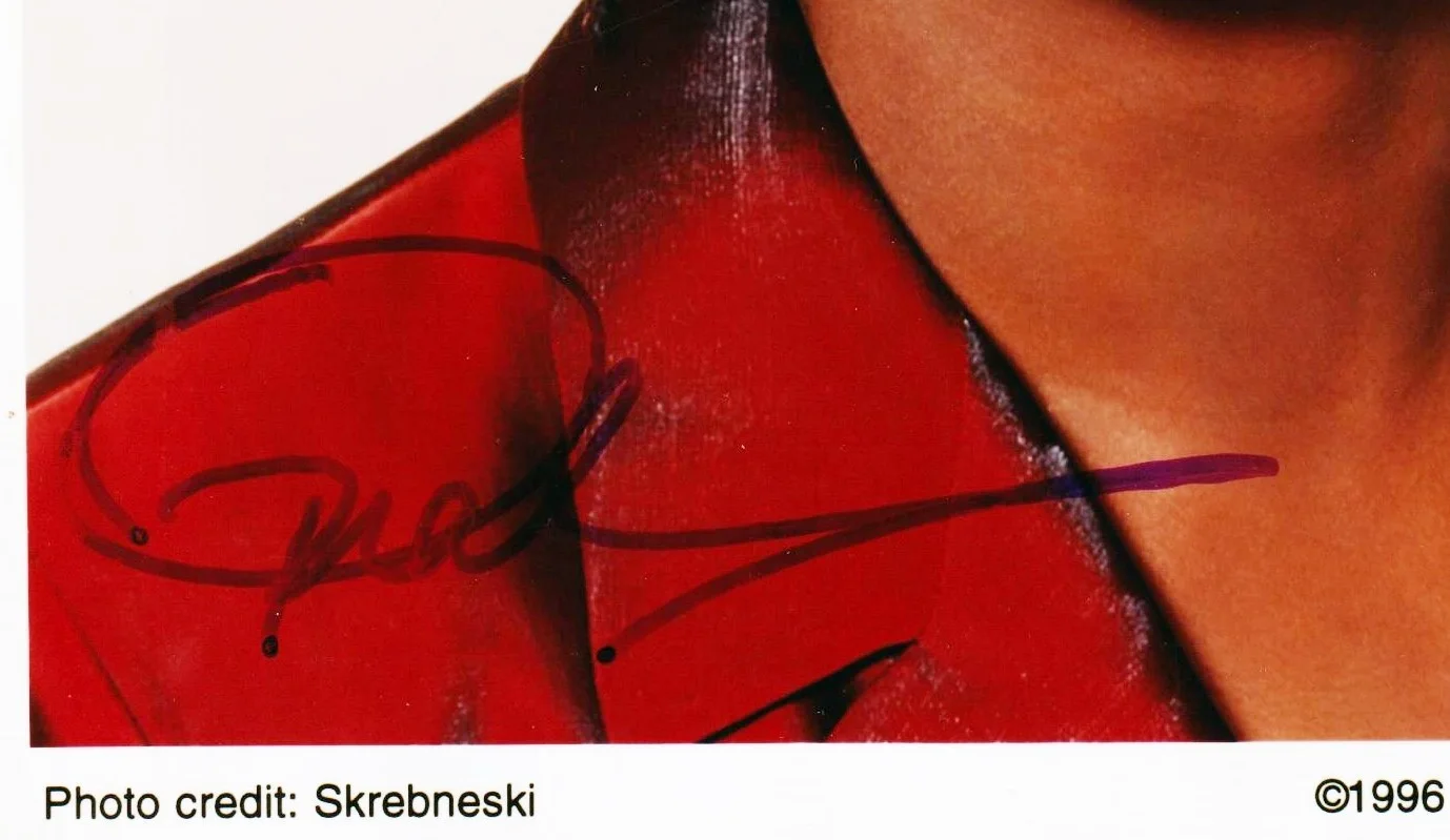 Oprah Winfrey — OPRAH WINFREY signed / autographed 8x10 publicity photo - with COA (photo #2), изображение 2