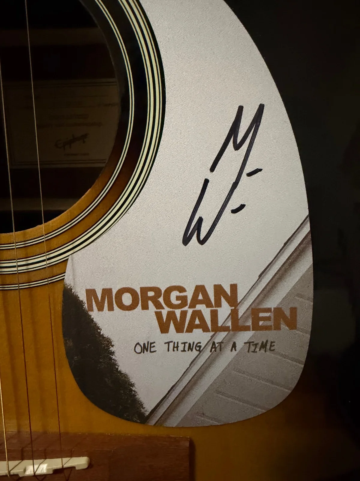 Epiphone PR150VS Acoustic Guitar Signed By Morgan Wallen - New In Box, изображение 3