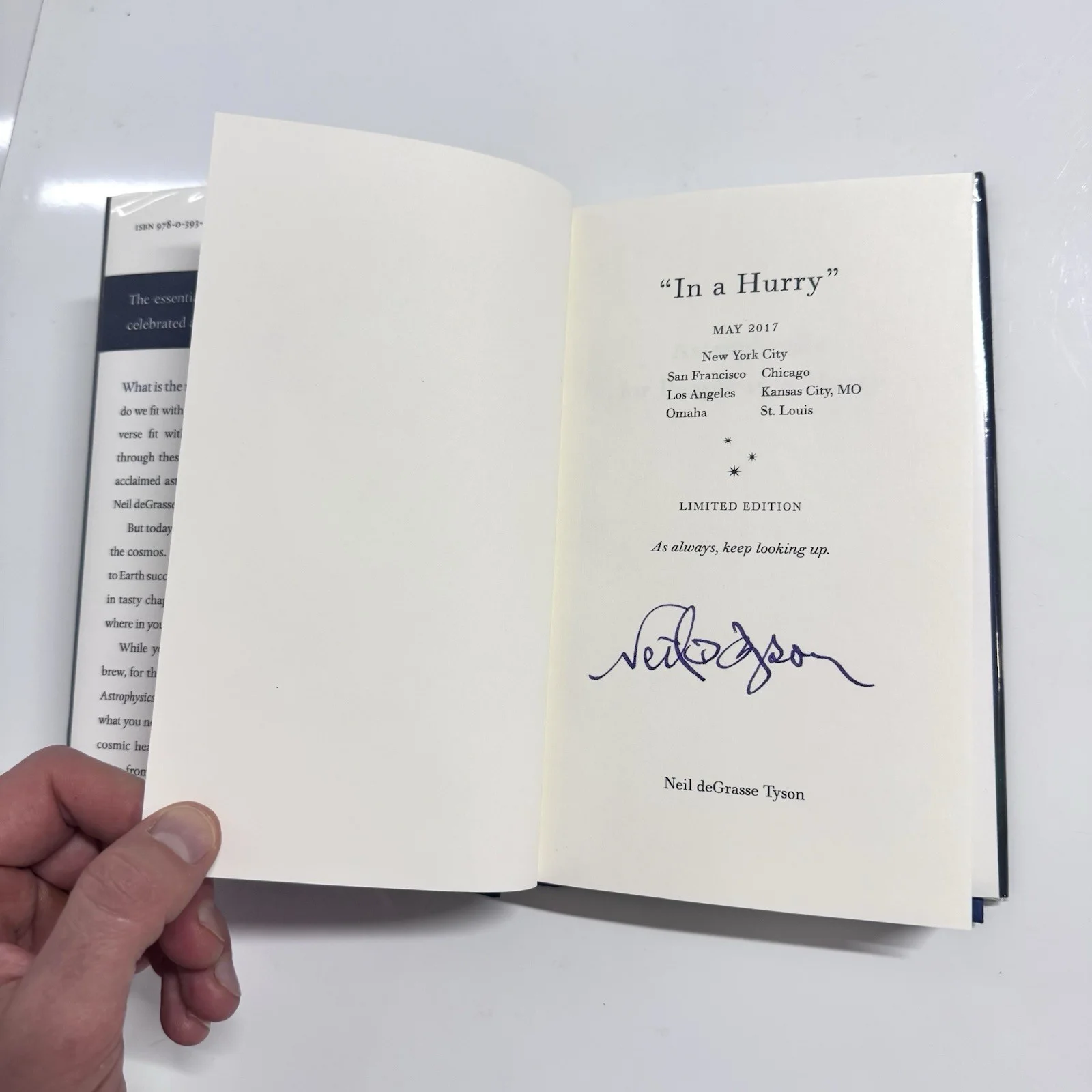 Neil deGrasse Tyson — Astrophysics for People in a Hurry 1st Ed Signed Neil deGrasse Tyson Autographed, изображение 2