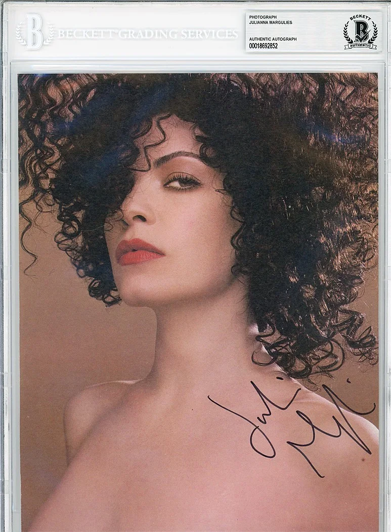 Julianna Margulies — 1990's -JULIANNA MARGULIES- BECKETT BAS Signed/Autograph/Auto ER 8x10 TV Photo