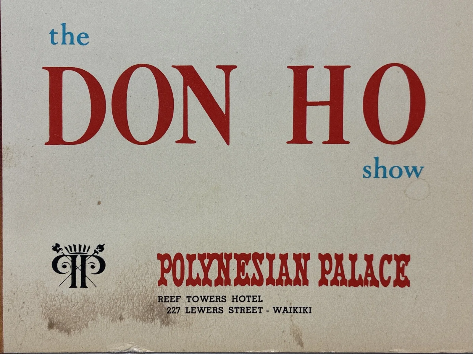 THE DON HO SHOW Photo Signed Appears to be DON HO Kissing Fan - RARE!! - VINTAGE, изображение 2