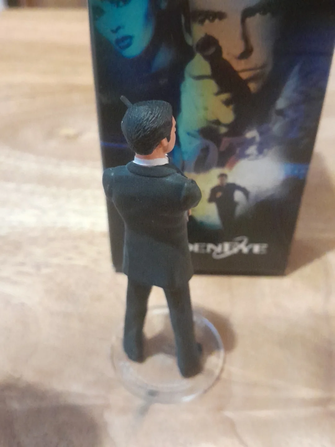 JAMES BOND 007 Corgi ICON metal figure Spy Guise Ltd Edition box PIERCE BROSNAN, image 4