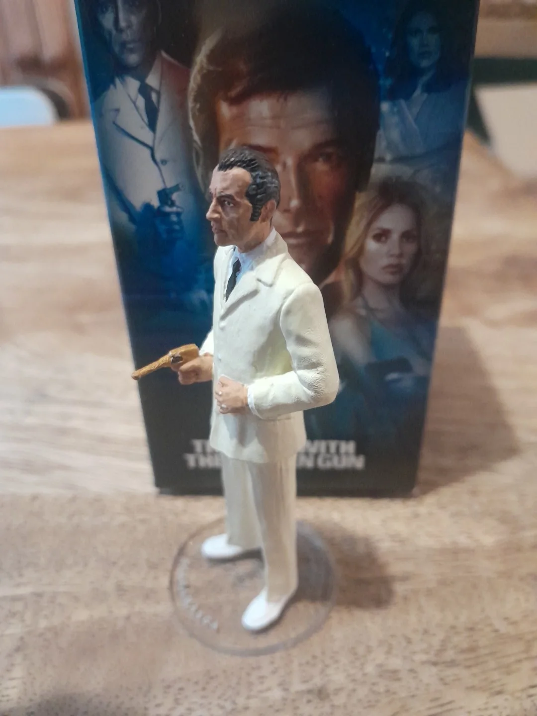 JAMES BOND 007 Corgi ICONS figure Scaramanga Spyguise Box Christopher Lee Rare, изображение 2