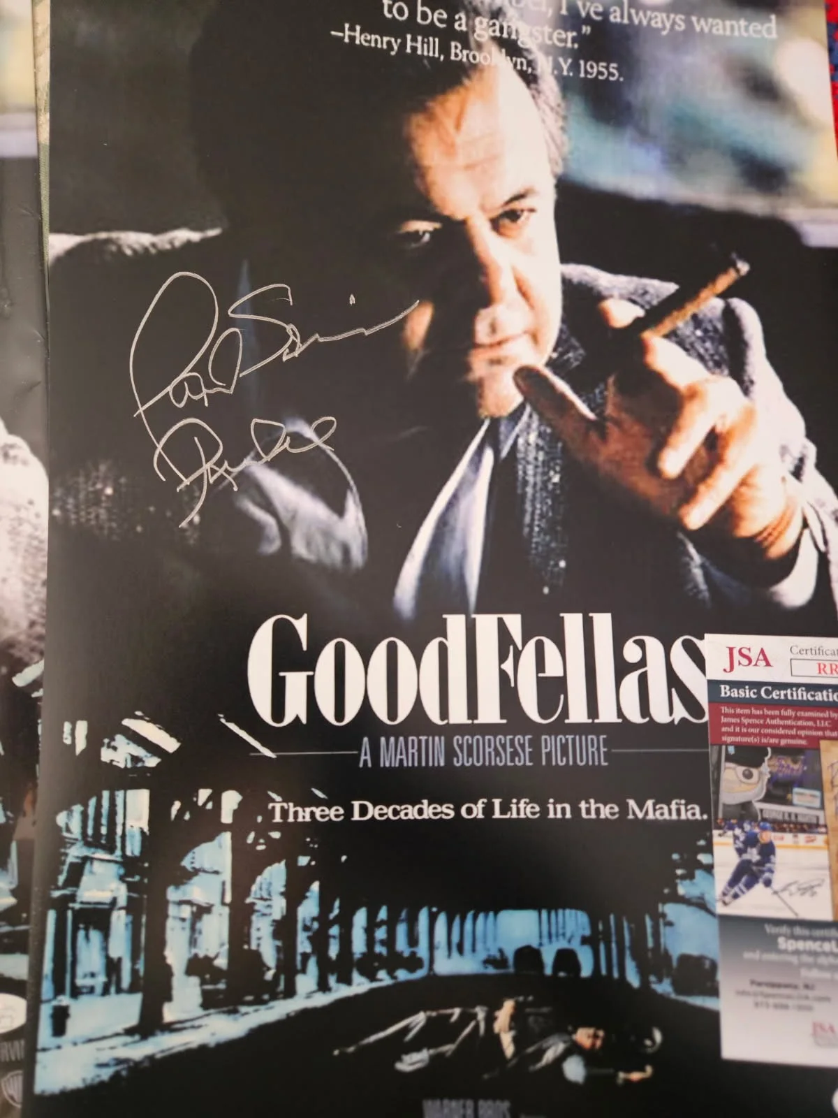 Paul Sorvino — Goodfellas Paul Sorvino autograph 11x17 color cigar great photo JSA Certified