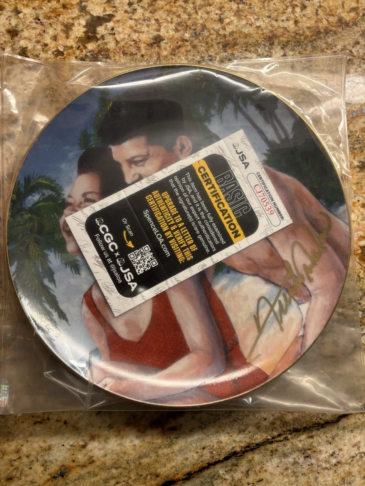 Frankie Avalon Signed Plate With JSA COA Frankie & Annette Collection, image 2