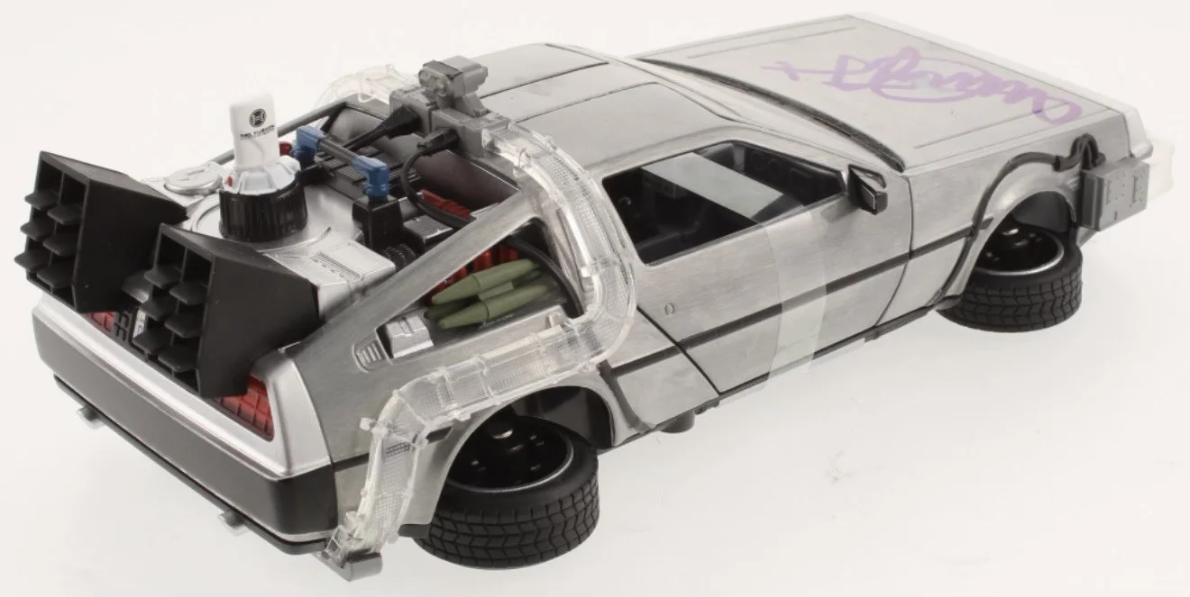 Michael J Fox — Michael J Fox Signed 1:24 DeLorean Back to the Future II Beckett Autograph!, изображение 5