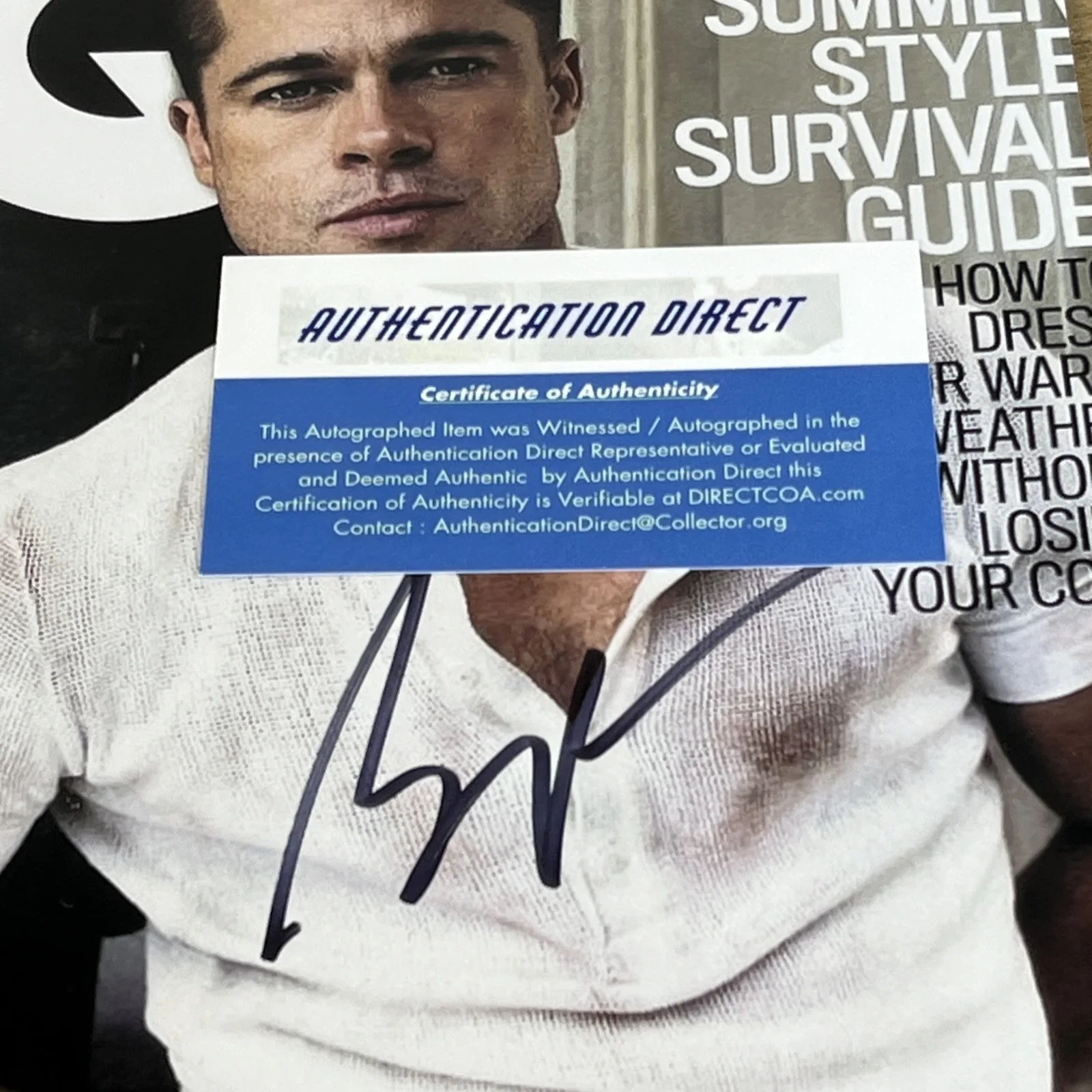 Brad Pitt — Brad Pitt Signed Photo Autographed GQ Cover Photo 8x10 w/COA Hologram, изображение 3