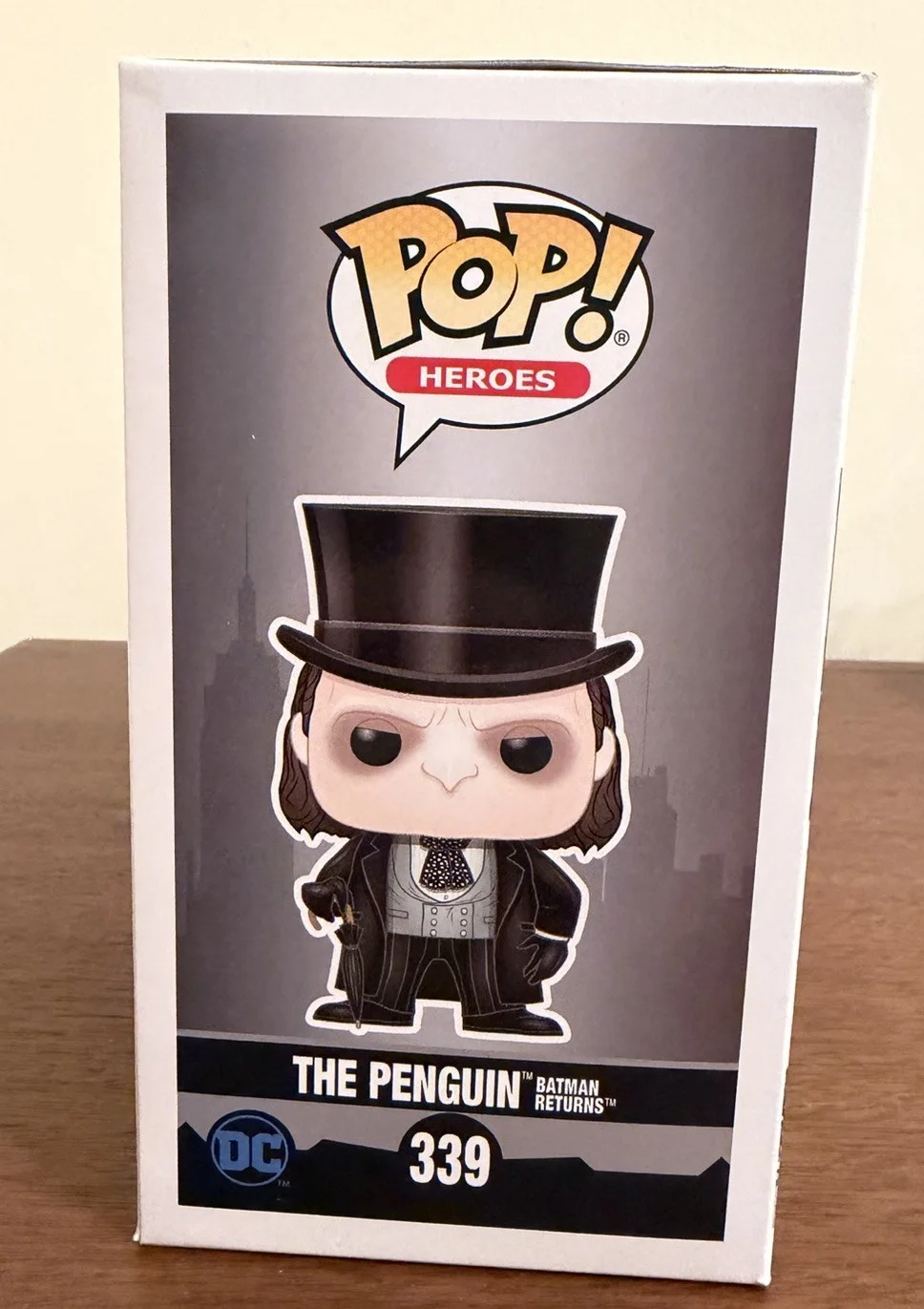 Danny DeVito — Danny DeVito Signed Penguin Funko Pop Heroes 339 Batman Returns JSA Certified, image 3